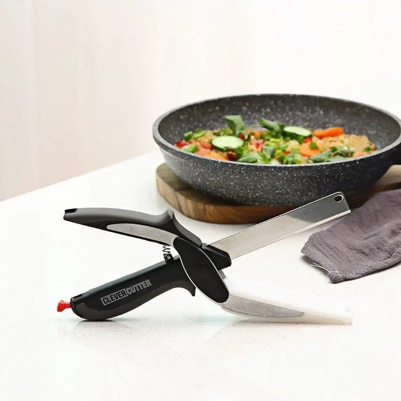 2 - in - 1 Scissors & Cutting Board – Multi - Functional Kitchen Tool - KitchenKlout