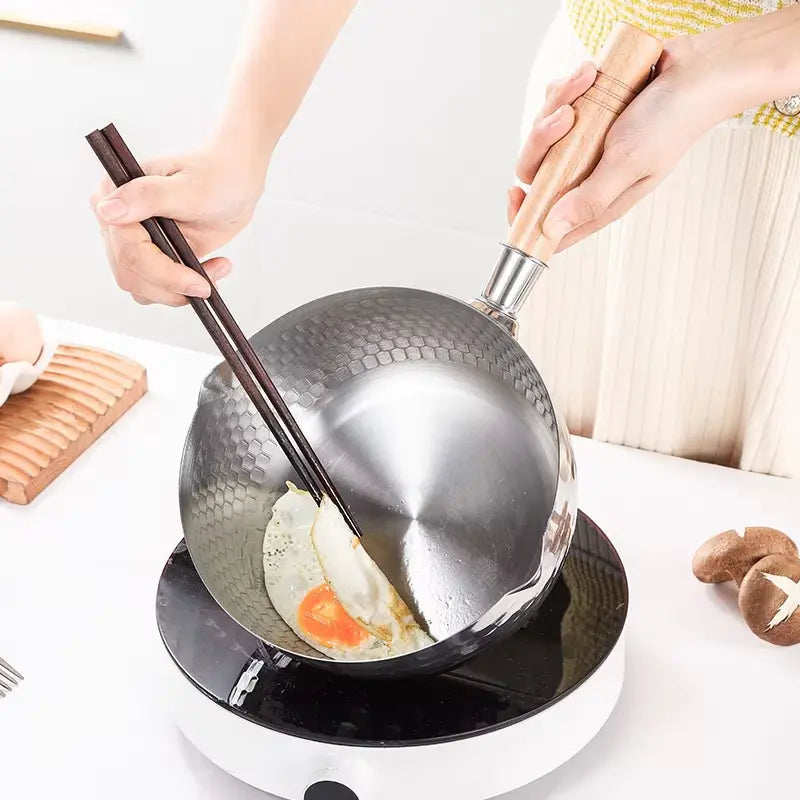 Japanese Snowflake Pot – Premium Cookware for Even Heating
