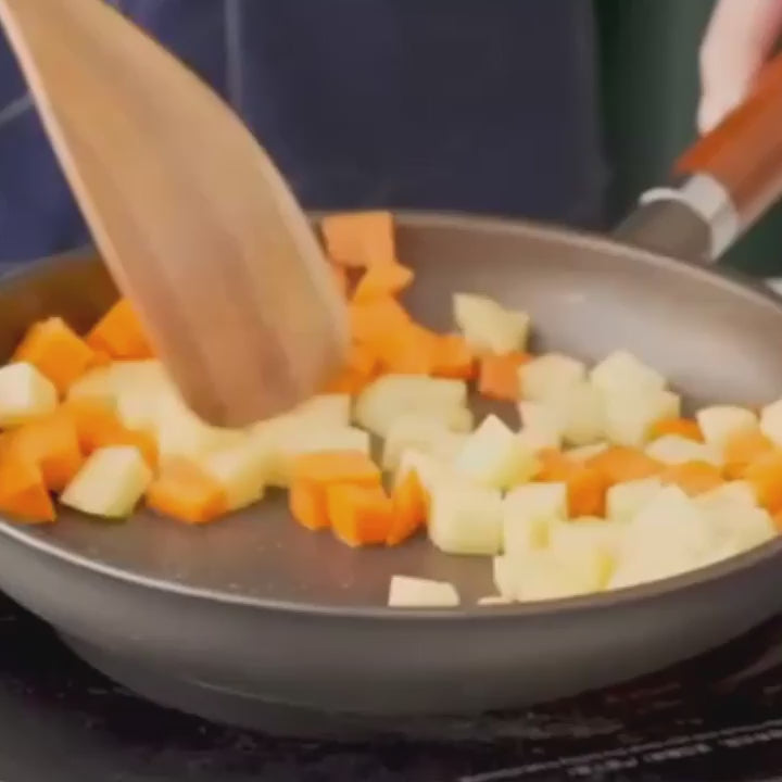 Teak wood utensils demo
