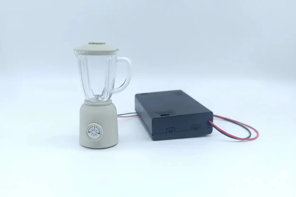 Working Miniature Electric Juicer - Functional Tiny Kitchen Appliance